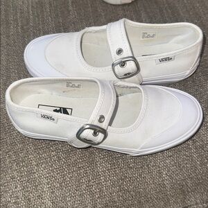 Used Girls Vans Maryjane White